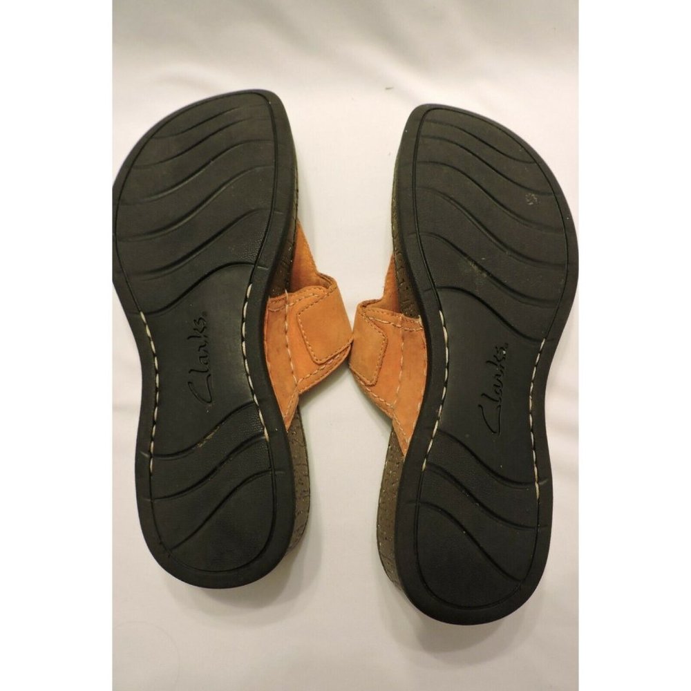 Clarks Solid Sandals Orange Thong Wedges Flip Flops Leather Slip On Shoes 9M - Picture 4 of 4
